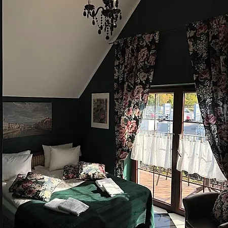 Malinowy Dwor Fogadó Ruda Śląska