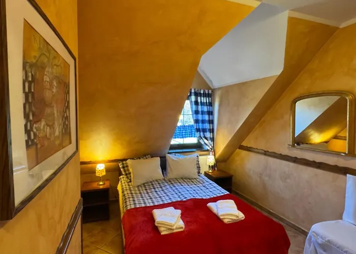 Inn Malinowy Dwór *